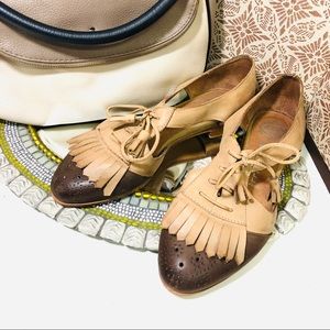 Women Jeffrey Campbell loafers size 8.5 brogues tassel fringe